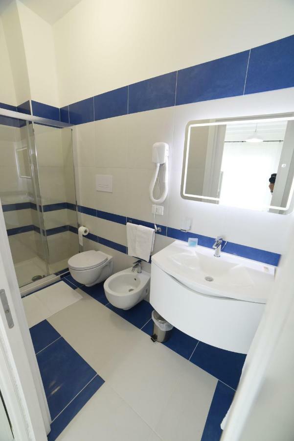 Latino Rent Room B&B Vista Mare Porto Cesareo Exterior foto