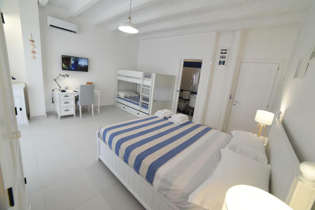 Latino Rent Room B&B Vista Mare Porto Cesareo Exterior foto