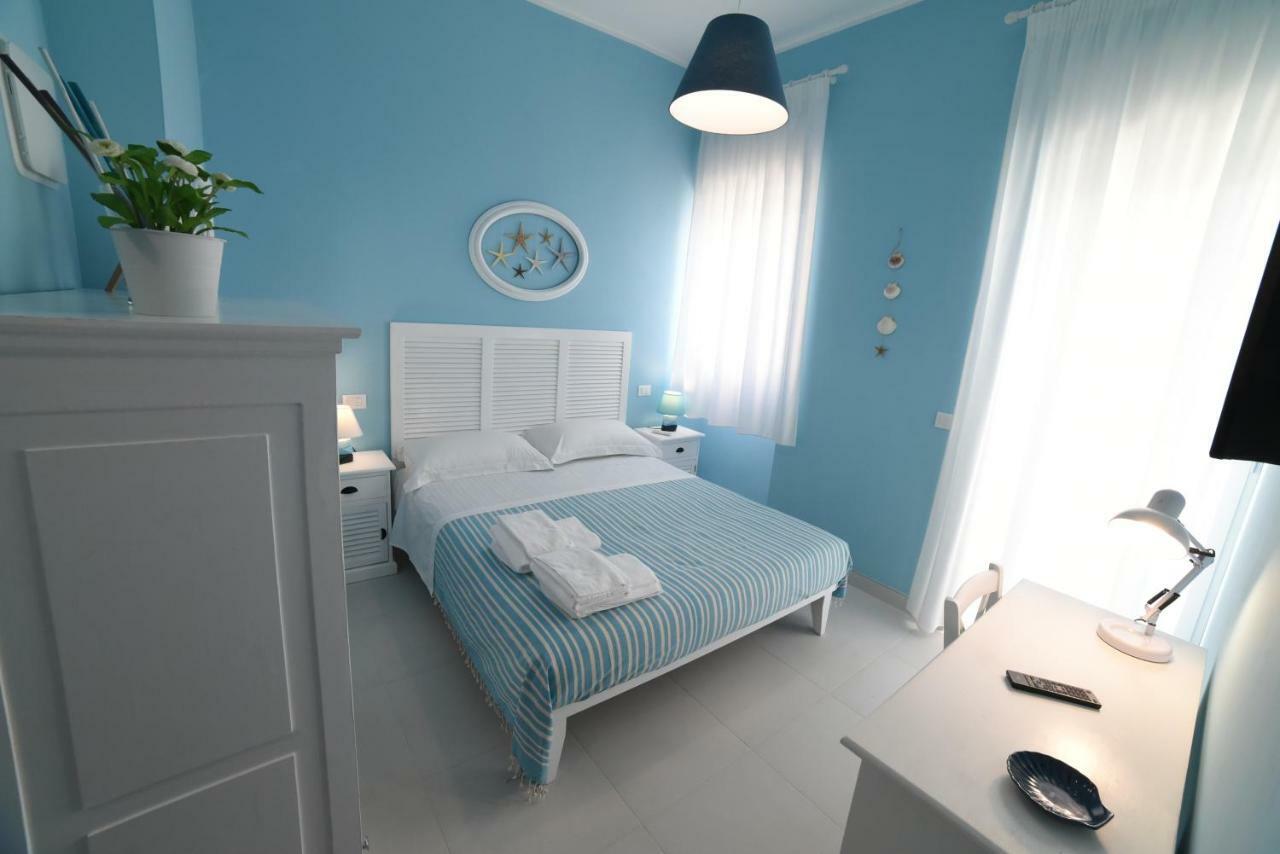 Latino Rent Room B&B Vista Mare Porto Cesareo Exterior foto